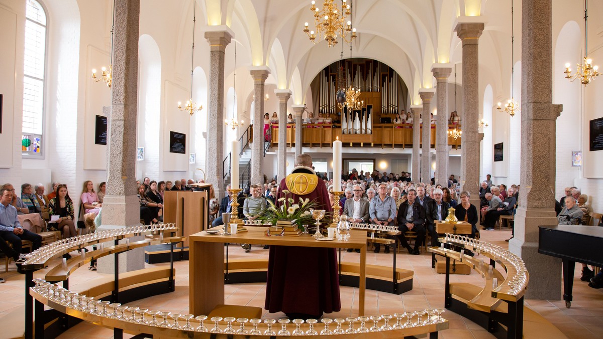 Gudstjeneste - Brønderslev Kirke