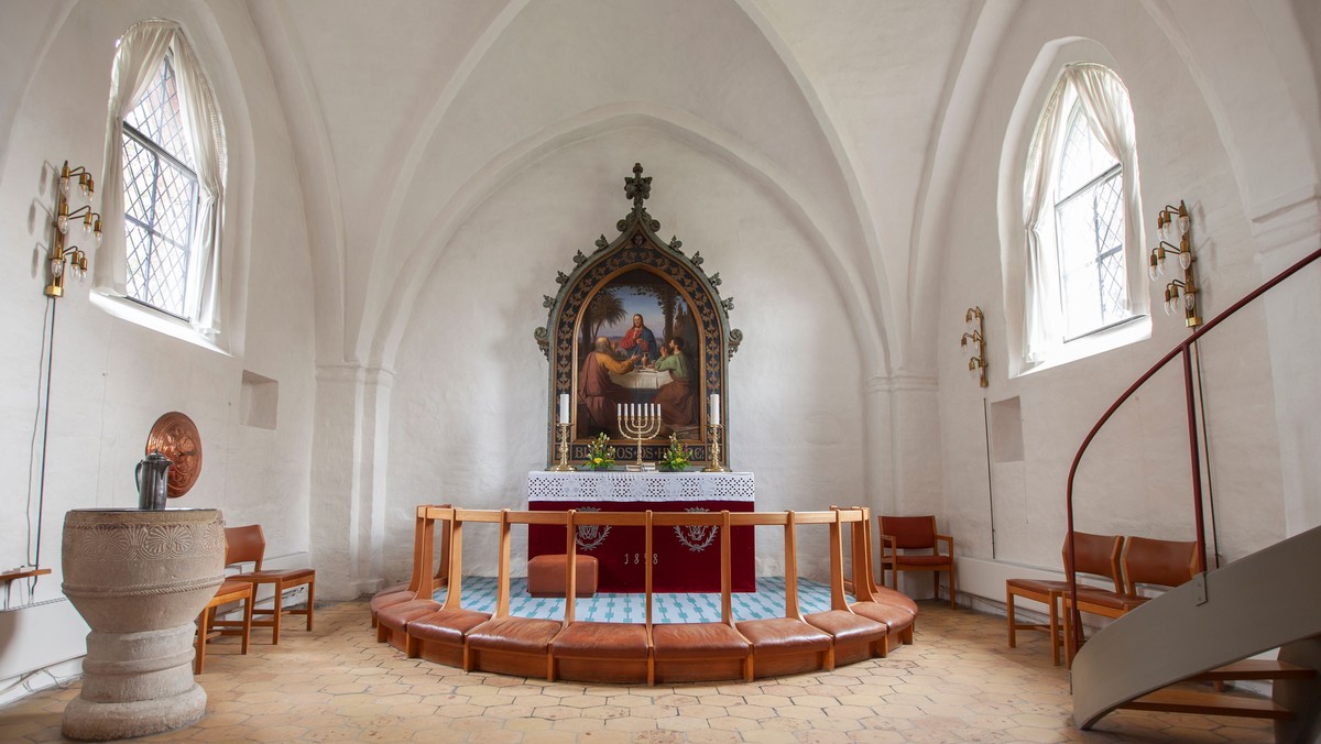 Højmesse v/ - ES, 1. s. e. Trinitatis