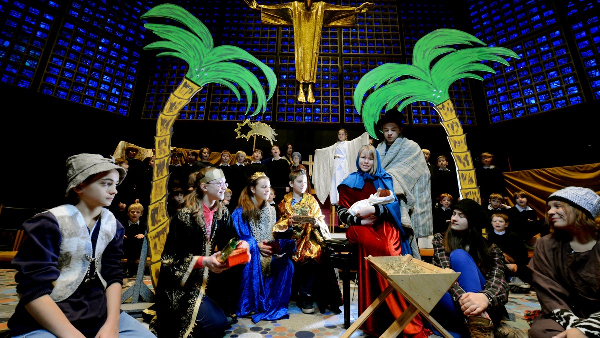 „Unterwegs nach Bethlehem" - Krippenspiel der Kita mit Weihnachtsliedersingen (2G+)