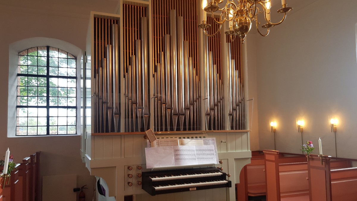 Gudstjeneste i Slagslunde Kirke med dåb ved Malene Buus Graeser - fejring af og foredrag om det nyrenoverede orgel