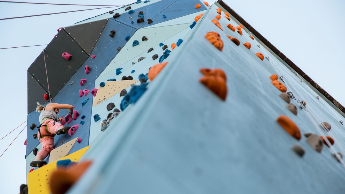 Klatring, rappelling & lysbad