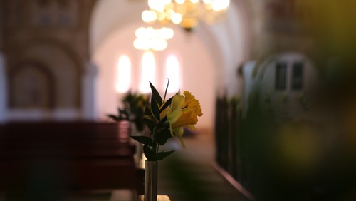 Gudstjeneste, skærtorsdag med frokost i Aal kirke kl. 12.00, hvis muligt