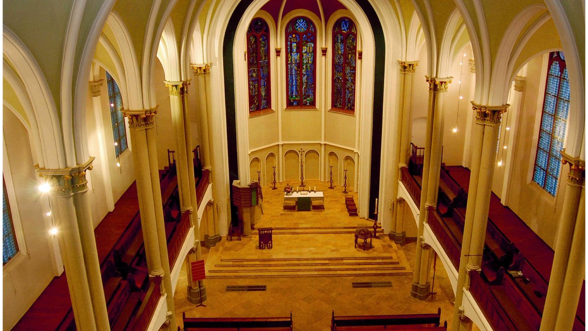 Offene Kirche Montag, Dienstag, Donnerstag, Freitag von 15-17 Uhr