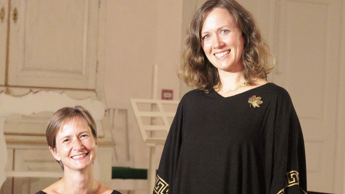 VFK & Venner: “Kærlighedssange fra mange lande” - Lise Bech Bendix, sopran og Berit Juul Rasmussen, klaver