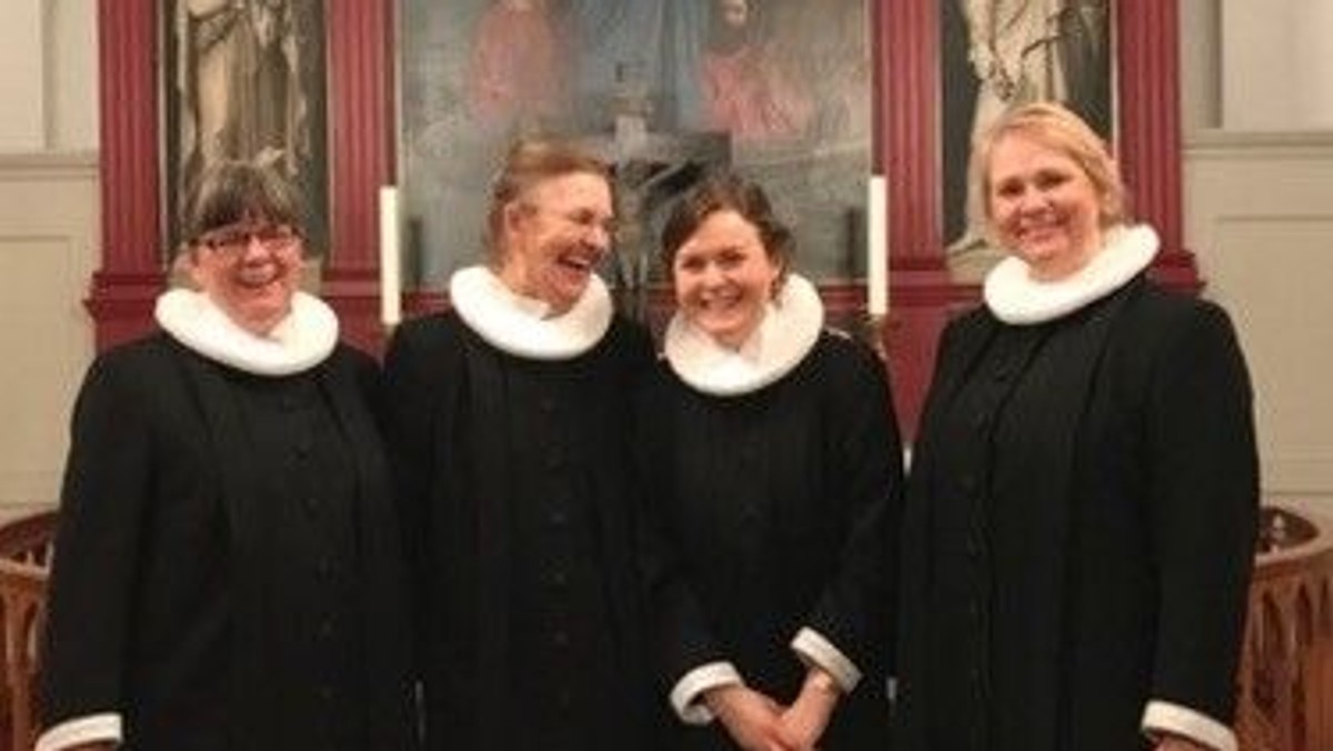 AfskedsGudstjeneste Bregninge præstegårdshave
