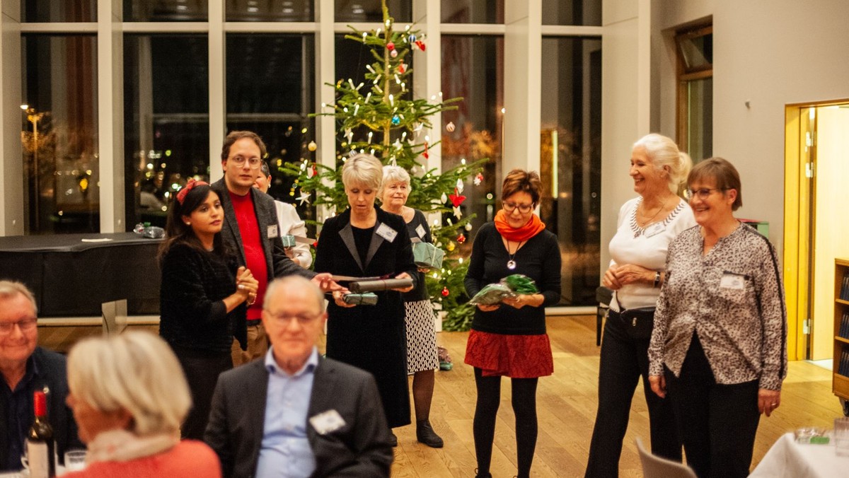 Juletræsfest i salen