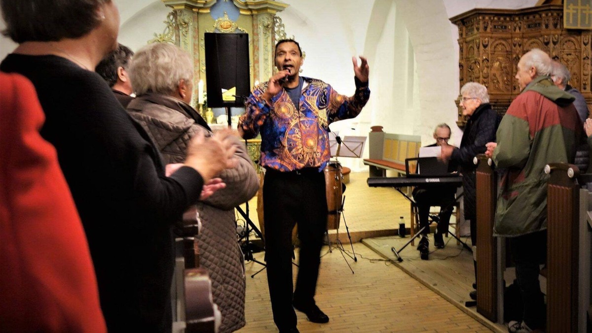 Tirsdagscafé - De Dansk Vestindiske Øer - foredrag og gospelsang med Steven Hart