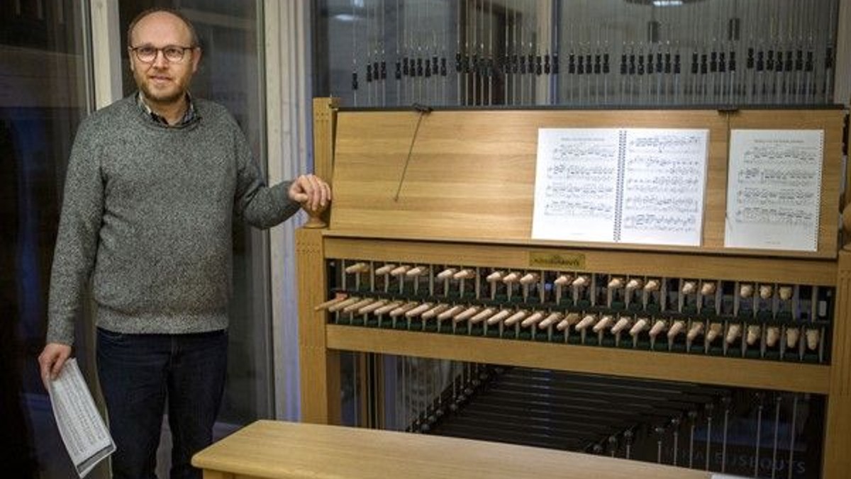 Klokkespilskoncert fra Dronning Ingrids Klokkespil i Grenaa Kirke
