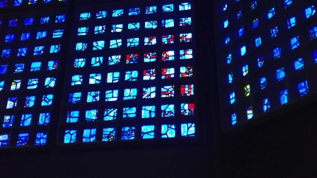 Lange Nacht des Blau - Licht, Wort und Klang in der Gedächtniskirche