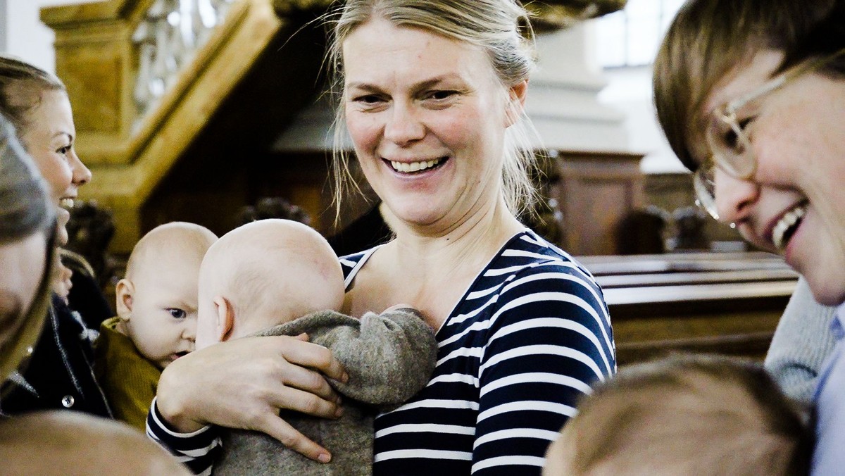 Babysalmesang - Hold 2 (2 - 5 måneder)