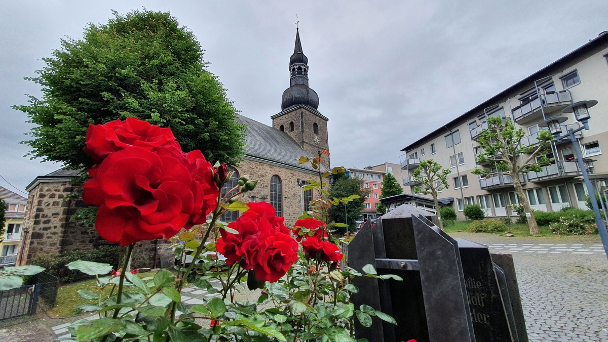 Präsentischer Gottesdienst aus der Stadtkirche mit Live-Übertragung