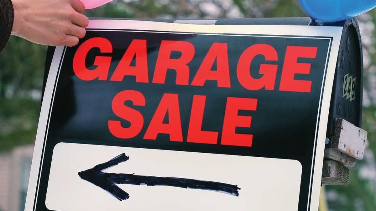 Garage / Yard Sale
