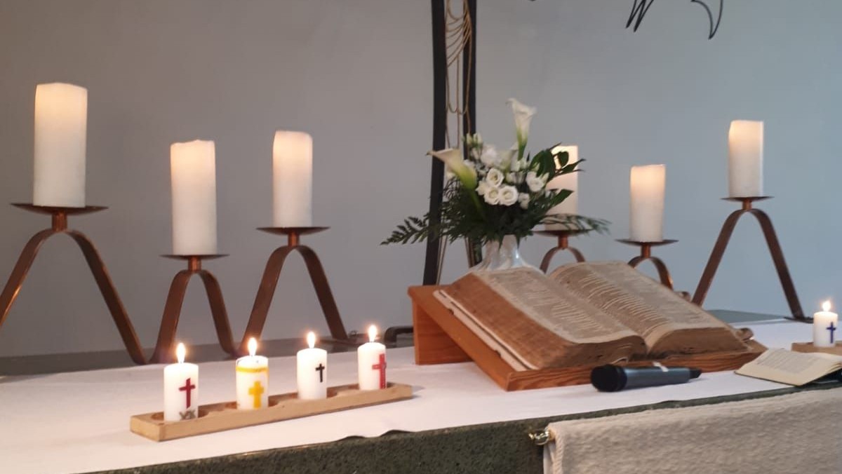 Gemeinsamer Gottesdienst Britz Dorf und Hephatha in der Hephatha-Kirche mit Begrüßung der neuen Konfirmanden