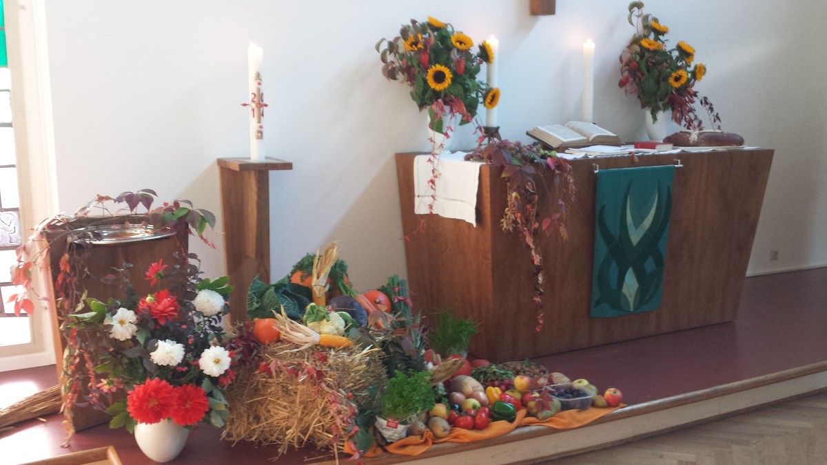Erntedank-Gottesdienst - vor Ort und online -