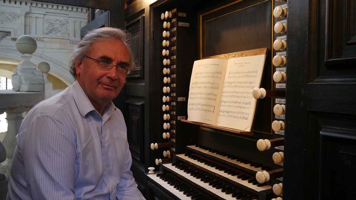 LIVE Music at Midday with David Ponsford (organ)