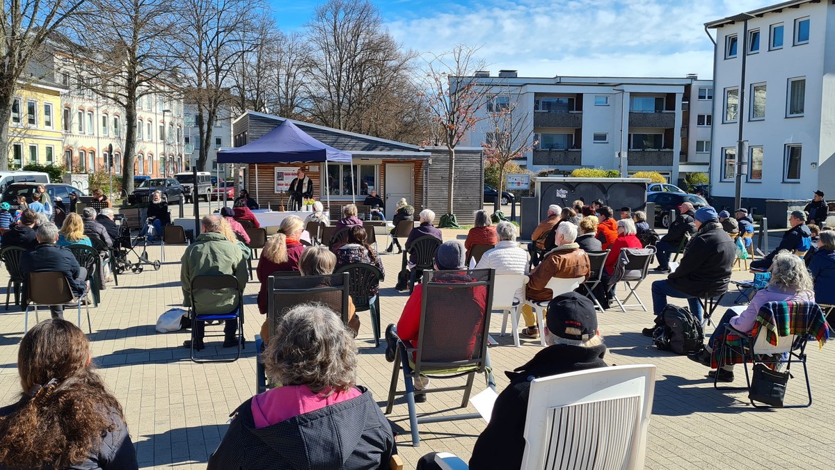 Open Air Gottesdienst auf dem Brolingplatz mit Kindergottesdienst
