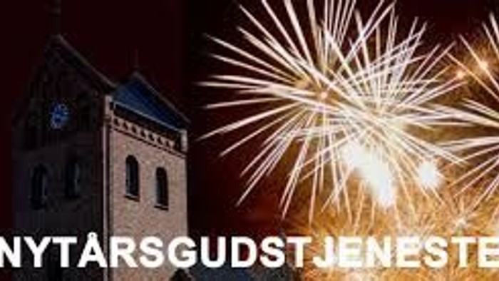 Fireværkeri over Nytårsgudstjeneste i kirke
