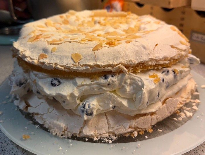 Die Trümmertorte in Nahansicht.