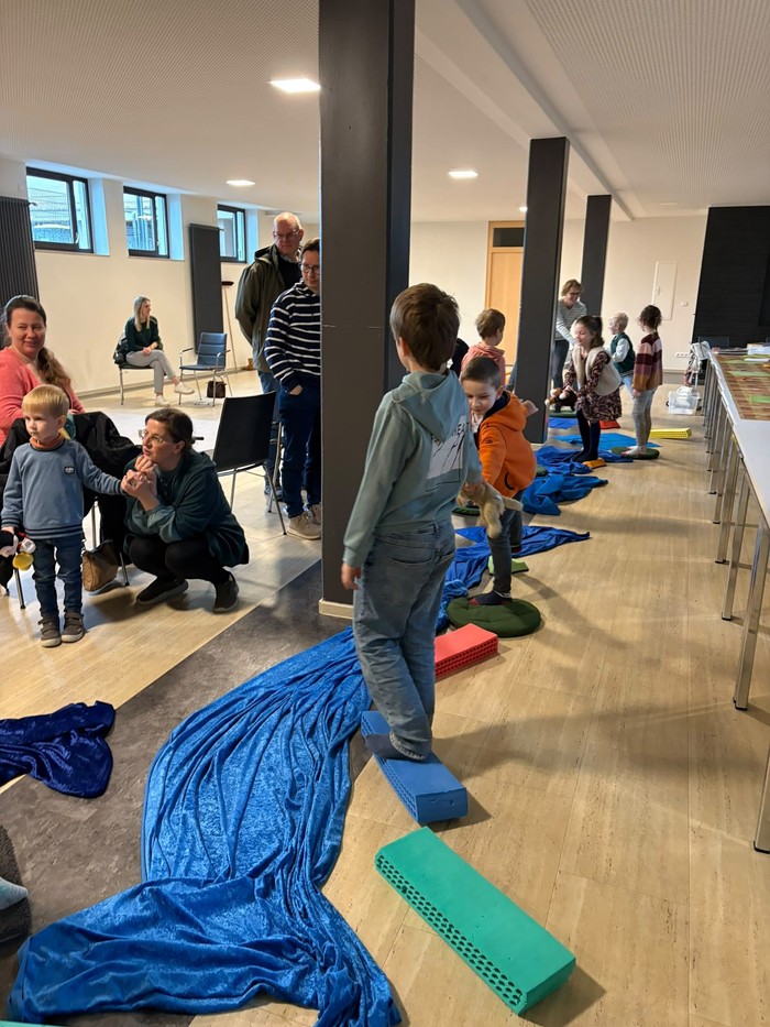 spielende Kinder