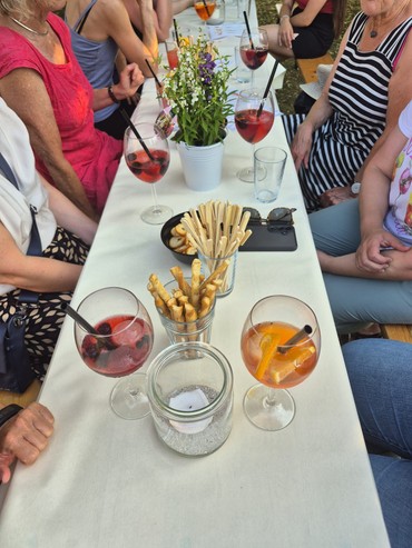 Cocktailabend im Pfarrgarten von Maria Königin
